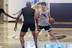 免费NBA热火vs湖人在线观看_免费NBA热火vs湖人在线观看在线观看_免费看直播